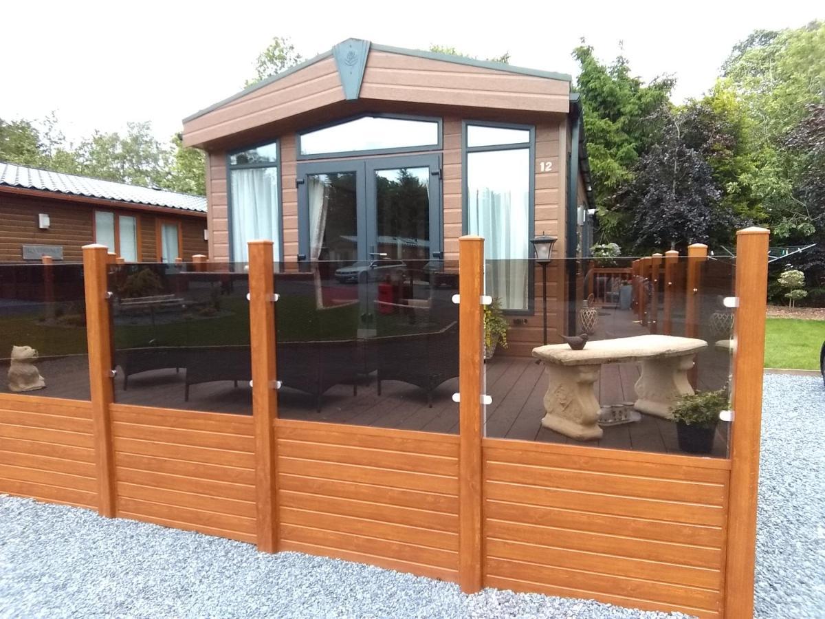 12 Burnside Lodge Auchterarder Bagian luar foto