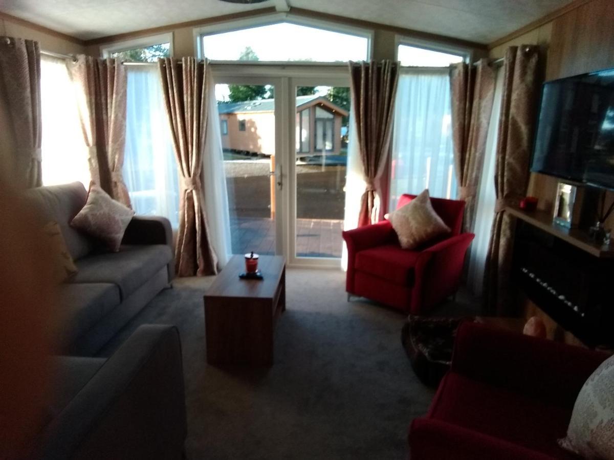 12 Burnside Lodge Auchterarder Bagian luar foto