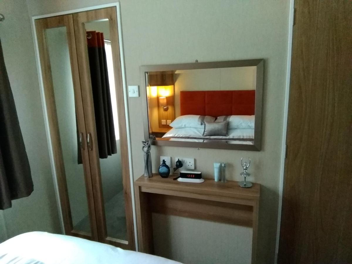 12 Burnside Lodge Auchterarder Bagian luar foto